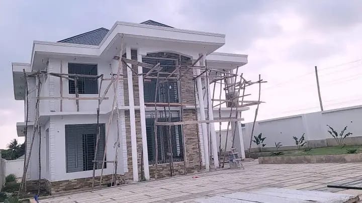 5 Bedroom Mainsonatte